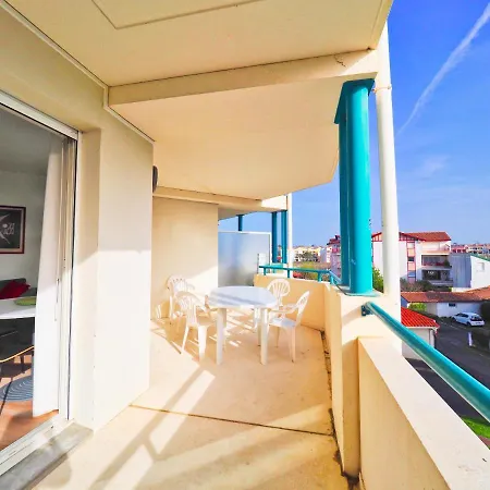 Apartment Appart Piscine Et Golf